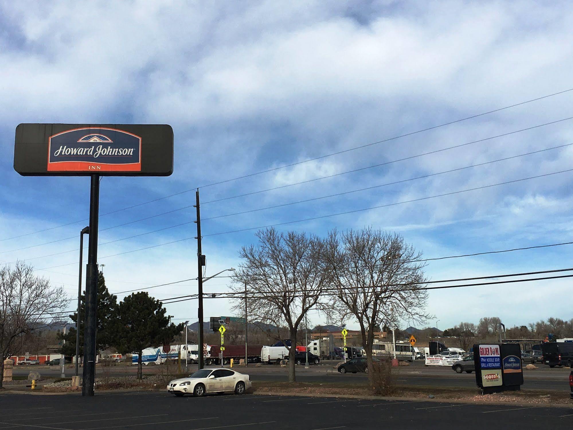 Howard Johnson By Wyndham Denver West Wheat Ridge Dış mekan fotoğraf