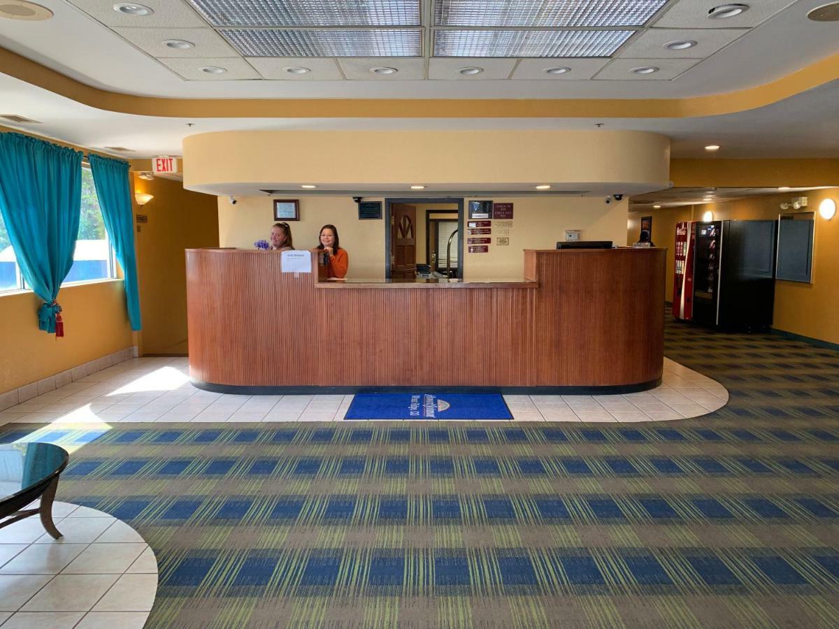 Howard Johnson By Wyndham Denver West Wheat Ridge Dış mekan fotoğraf